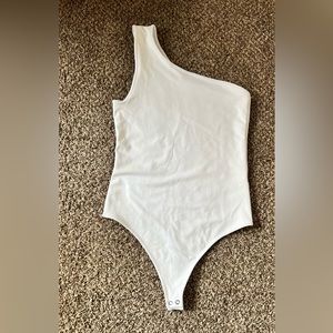 Abercrombie & fitch white body suit, Sz M